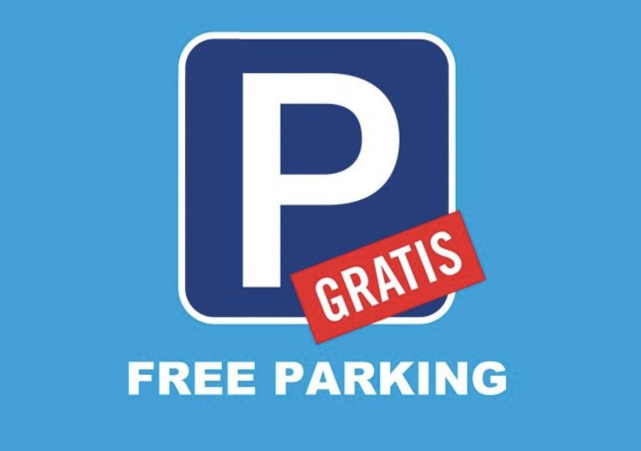 Central And Beautiful Apartment - Free Parking Малага Екстер'єр фото